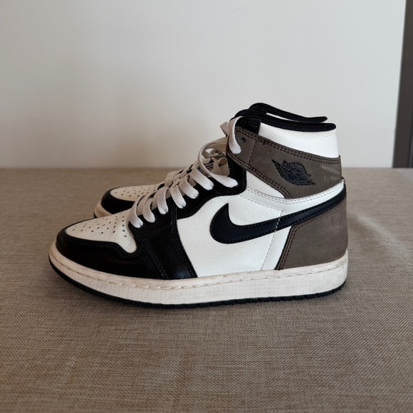Nike Air Jordan 1 Retro High OG \
